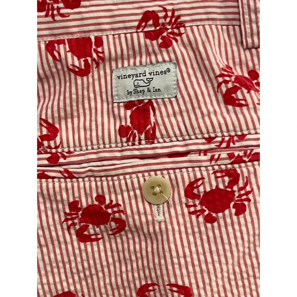 Vineyard Vines Mens 32 Seersucker Shorts Red White Striped Embroidered Crab Prep